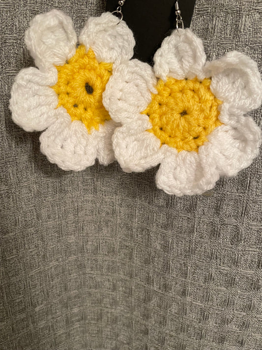 White Flower Crochet Earrings